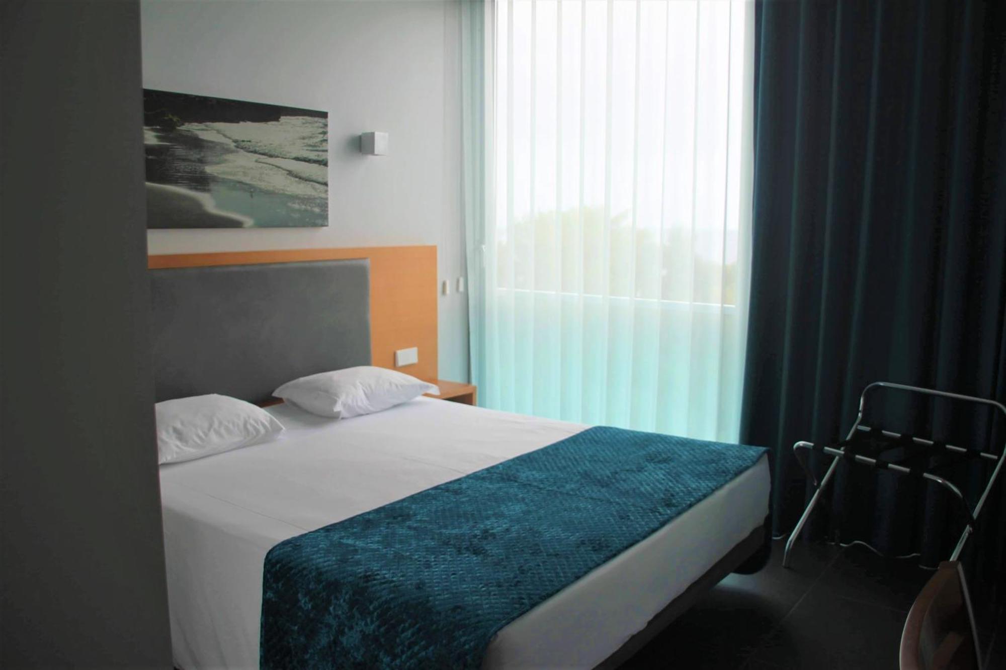 Whalesbay Hotel Apartamentos Capelas Kültér fotó