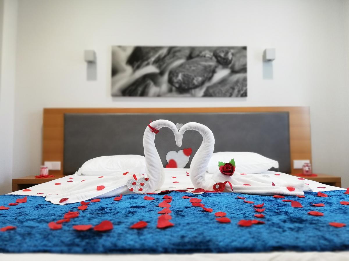 Whalesbay Hotel Apartamentos Capelas Kültér fotó