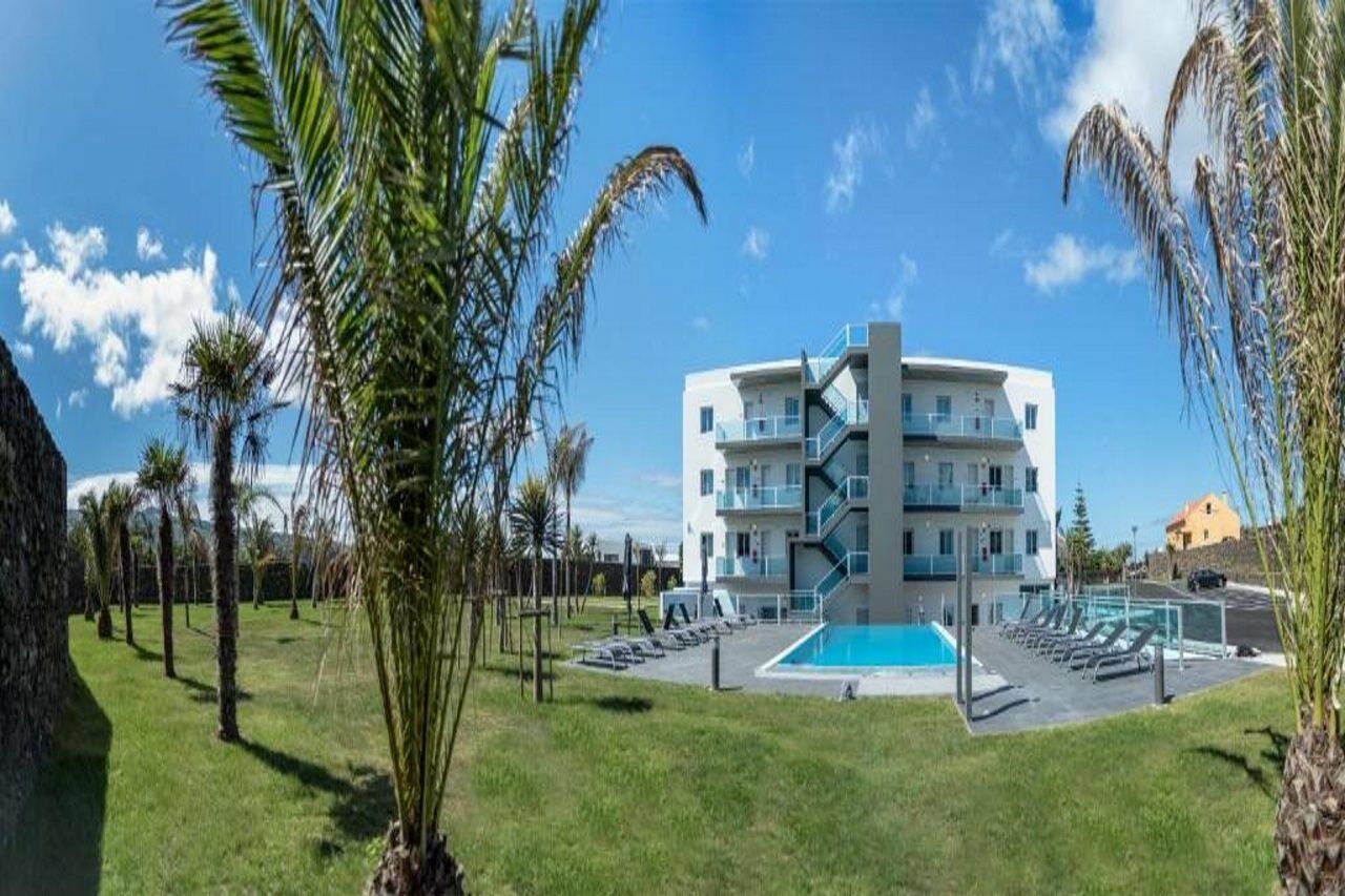 Whalesbay Hotel Apartamentos Capelas Kültér fotó